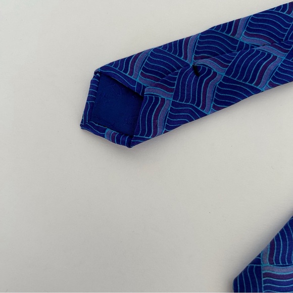 PIERRE BALMAIN SILK TIE - Picture 4 of 7